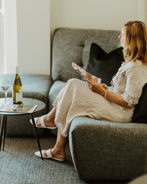 One Bedroom Apartment | Living area - Quest Napier Serviced Apartment (Napier)