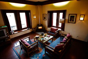 ห้องจูเนียร์สวีท, เตียงคิงไซส์ 1 เตียง | บริการอาหารในห้องพัก