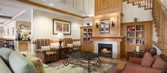 Holiday Inn Hotel & Suites Barstow by IHG