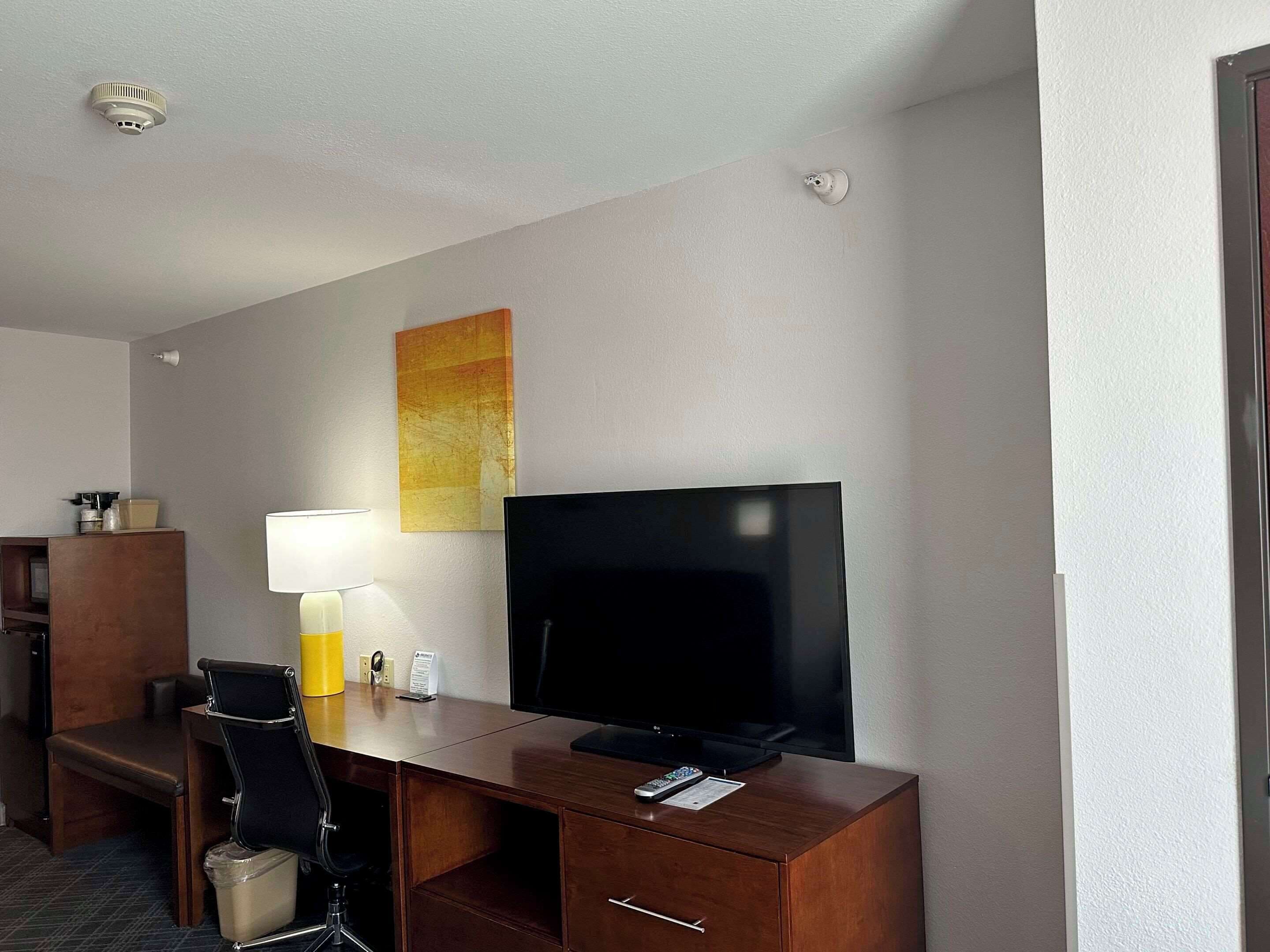 desk, iron/ironing board, free wifi, bed sheets