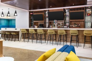 Bar (on property) - Hilton Garden Inn Hanover Arundel Mills,  MD (Hanover)