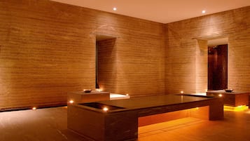 Sauna, steam room, Turkish bath, body treatments, aromatherapy