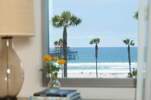 Kimpton Shorebreak Huntington Beach Resort by IHG