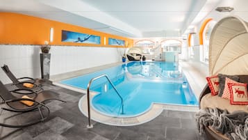 Indendørs pool, udendørs pool, liggestole