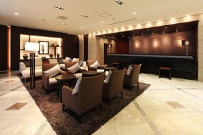 Coin salon dans le hall