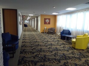 Interior - Howard Johnson Centro Cardiovascular San Juan (San Juan)