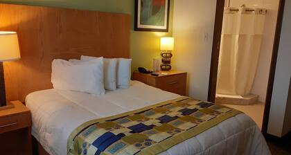 Howard Johnson Centro Cardiovascular San Juan