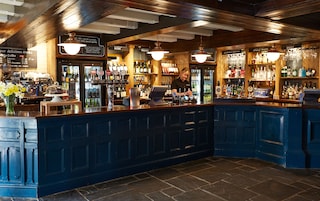 Bar (en la propiedad)