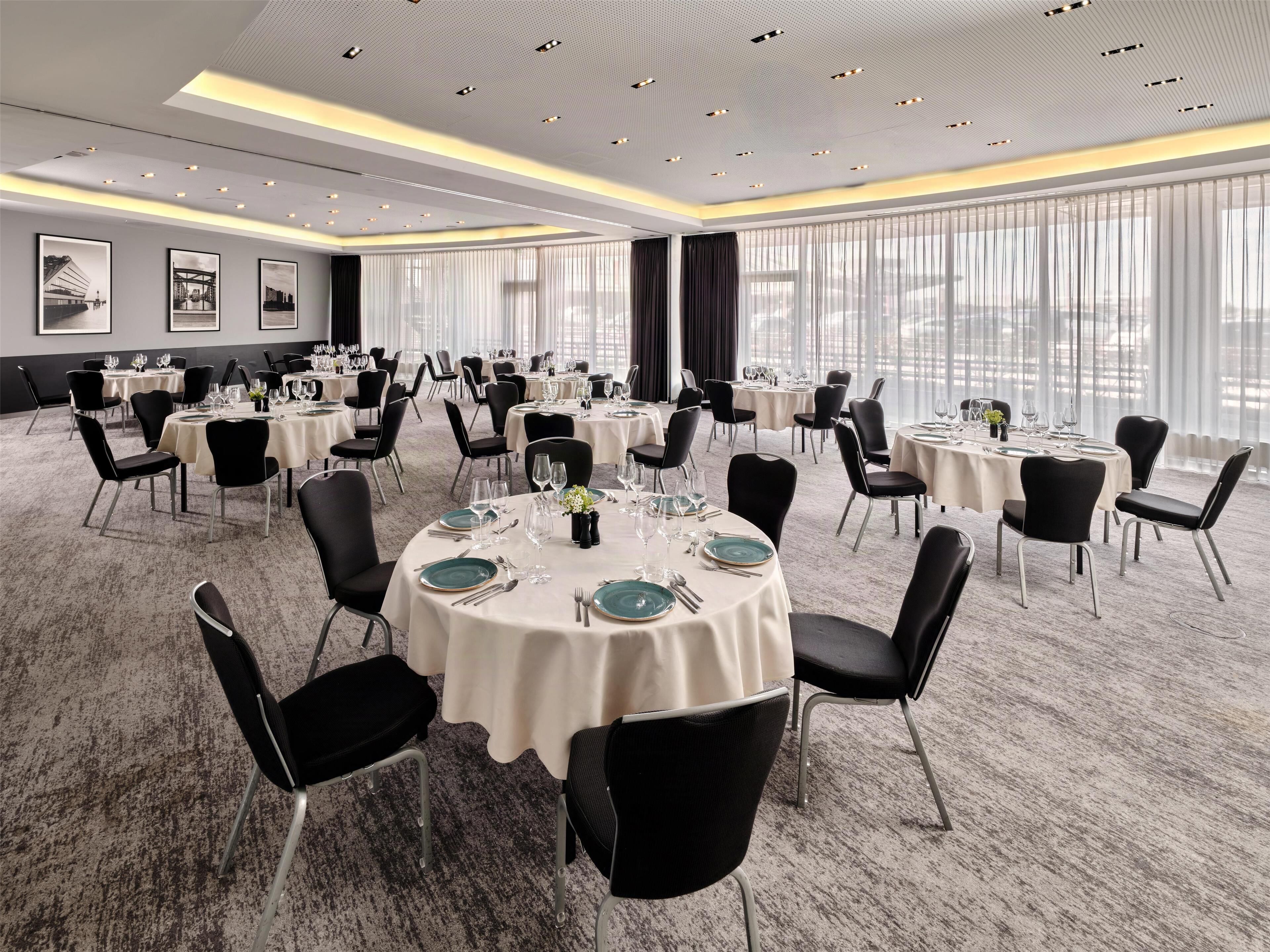 Photo - Radisson Blu Hotel, Hamburg Airport