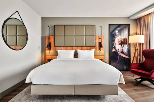 Premium bedding, Select Comfort beds, in-room safe, desk