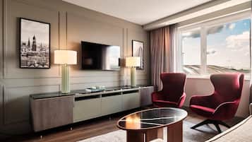 Suite, 1 Bedroom | Premium bedding, Select Comfort beds, in-room safe, desk