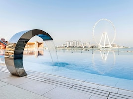 Outdoor pool, pool umbrellas