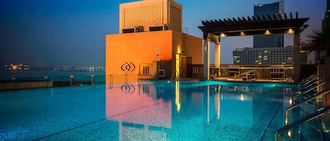 Outdoor pool, pool umbrellas