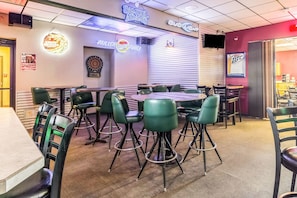 酒吧（店内）