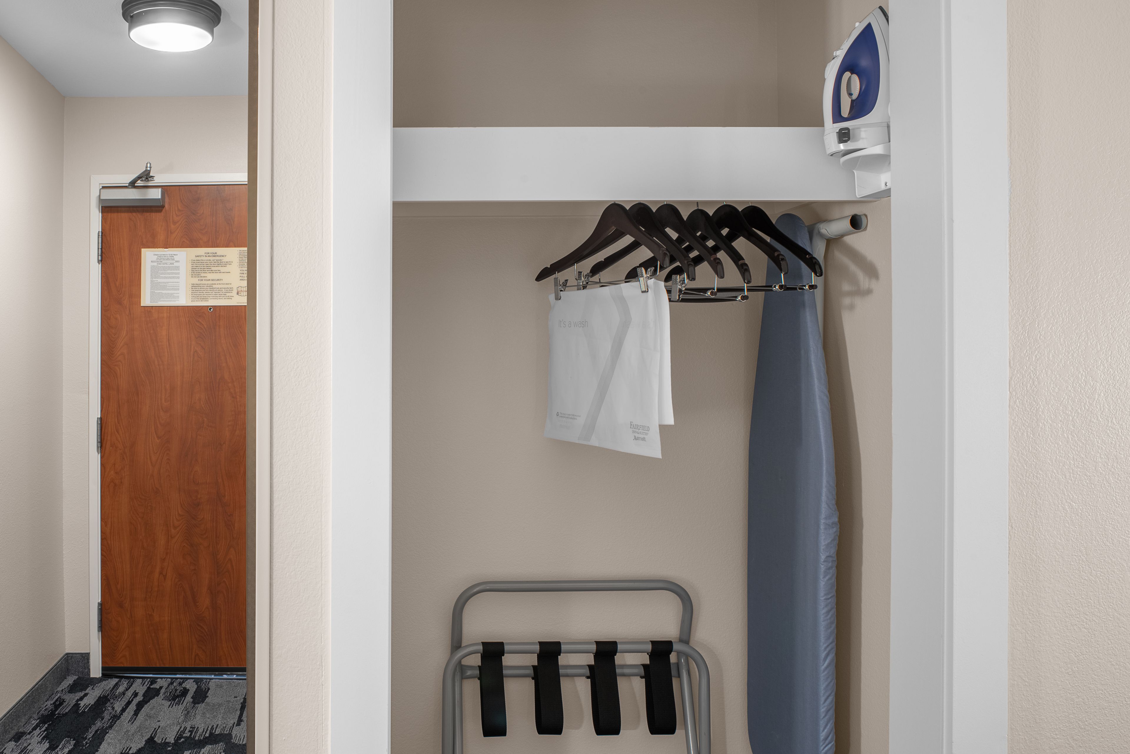 1 bedroom, in-room safe, desk, laptop workspace