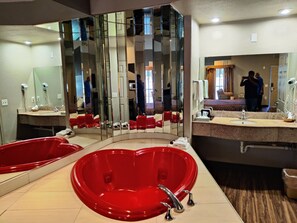 Hårtørrer, håndklæder