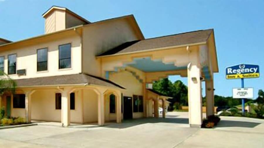 Regency Inn & Suites