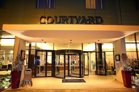 Courtyard by Marriott Toulouse Airport