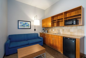 Suite, Multiple Beds