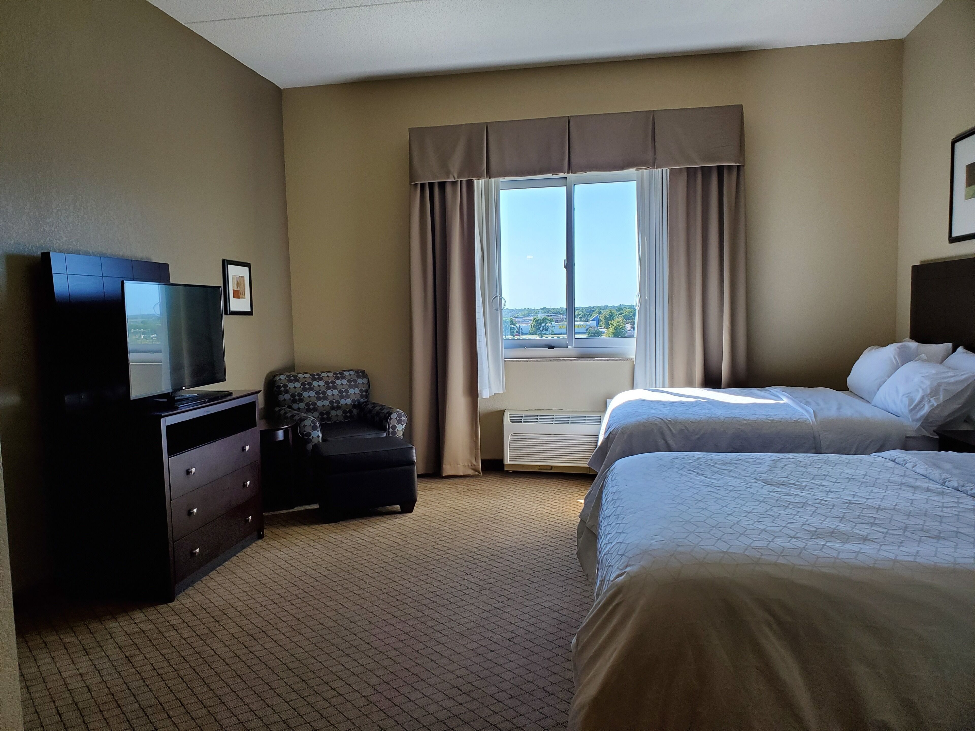 In-room safe, desk, laptop workspace, blackout drapes