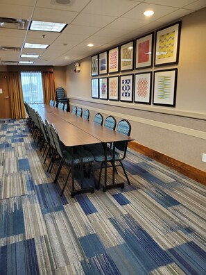Meeting facility