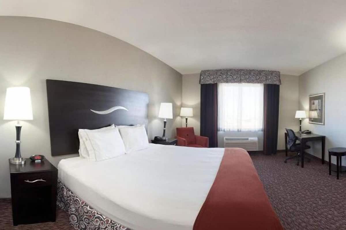 in-room safe, desk, soundproofing, iron/ironing board