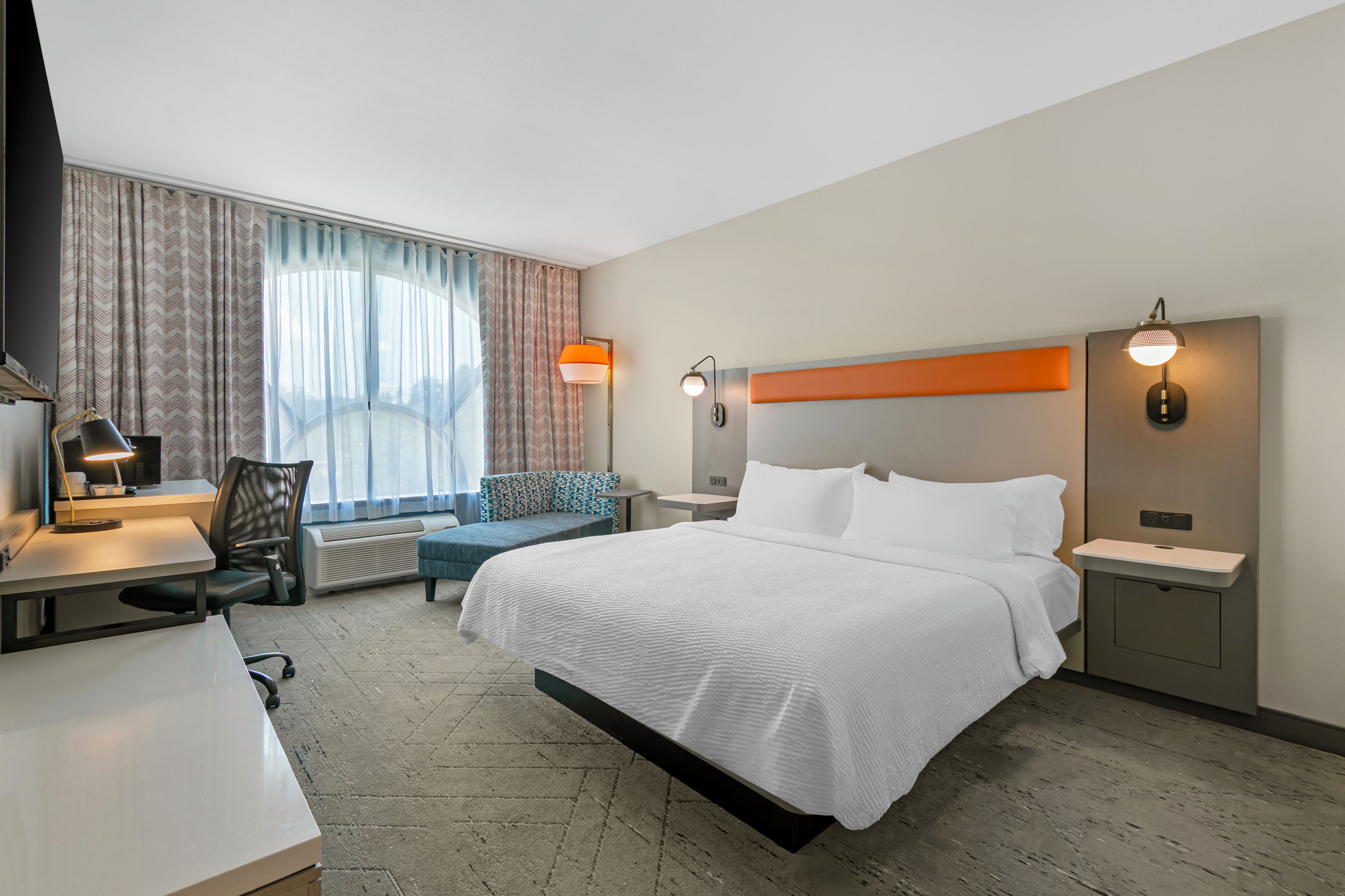 Desk, blackout curtains, iron/ironing board, free WiFi