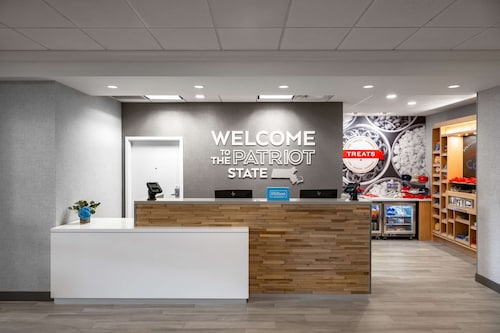Hampton Inn & Suites Cape Cod-West Yarmouth
