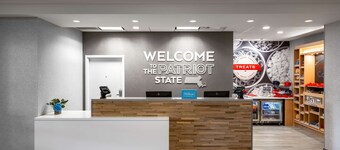 Hampton Inn & Suites Cape Cod-West Yarmouth