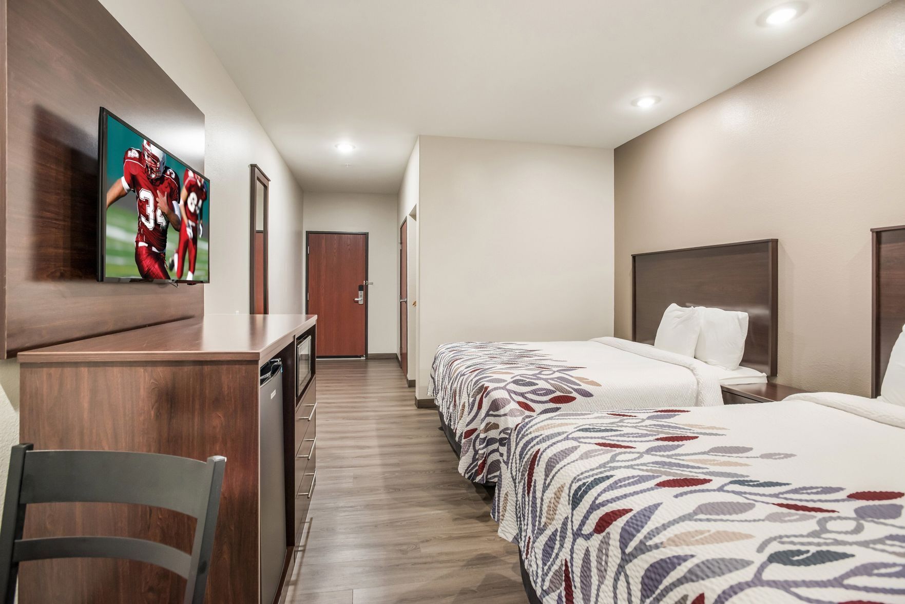 Free WiFi, bed sheets