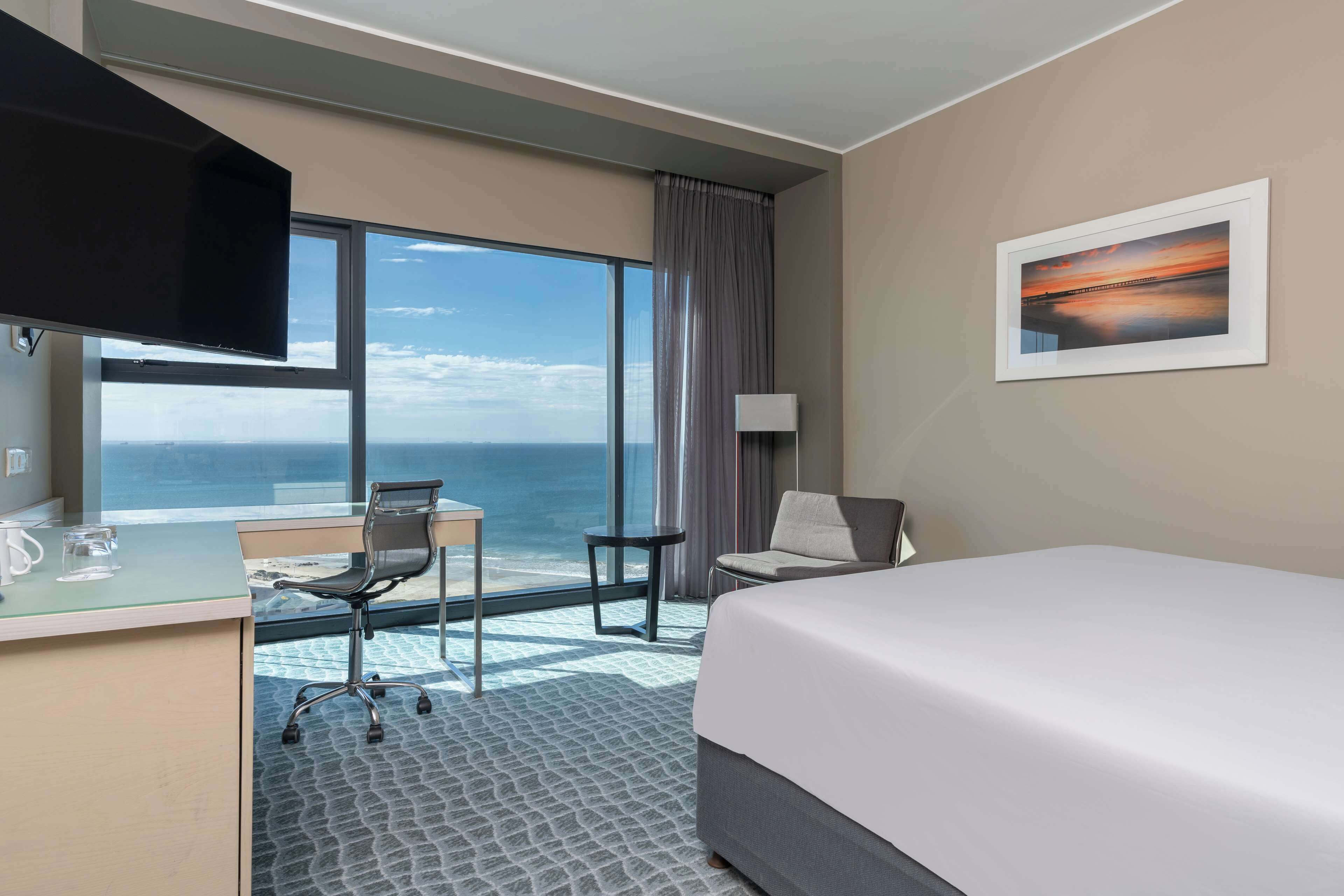 Radisson Blu Hotel, Port Elizabeth in Gqeberha: Find Hotel Reviews