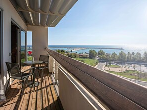 Premium bedding, minibar, in-room safe, desk - Hotel Novotel Salerno Est Arechi (Salerno)