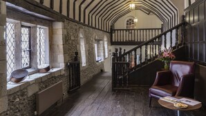 Staircase - Hitchin Priory (Hitchin)