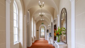 Hallway - Hitchin Priory (Hitchin)