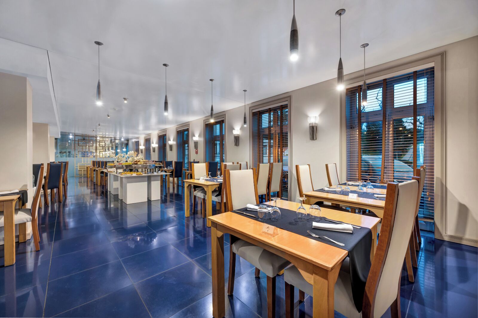 lunch and dinner served, regional cuisine