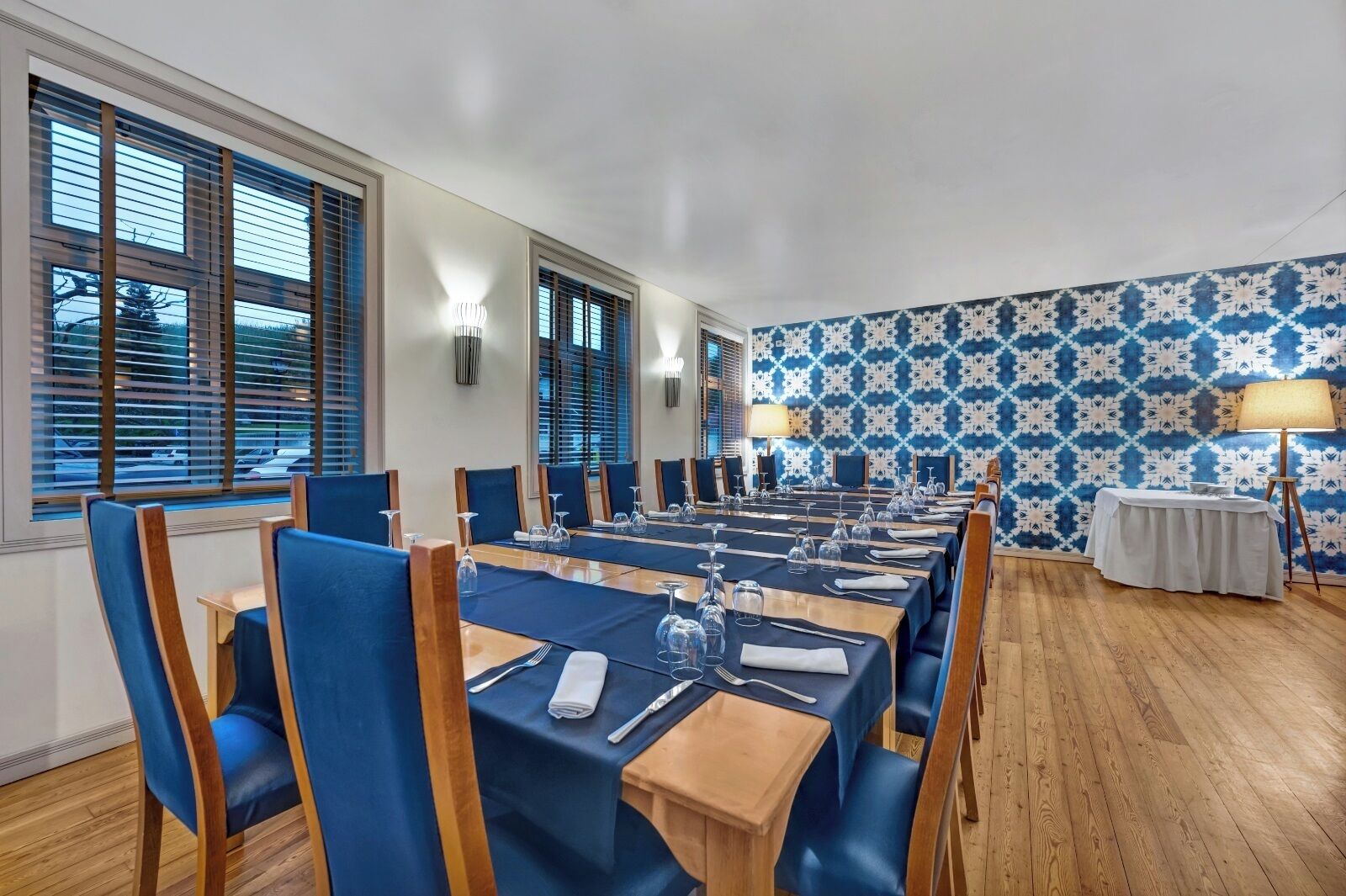 lunch and dinner served, regional cuisine