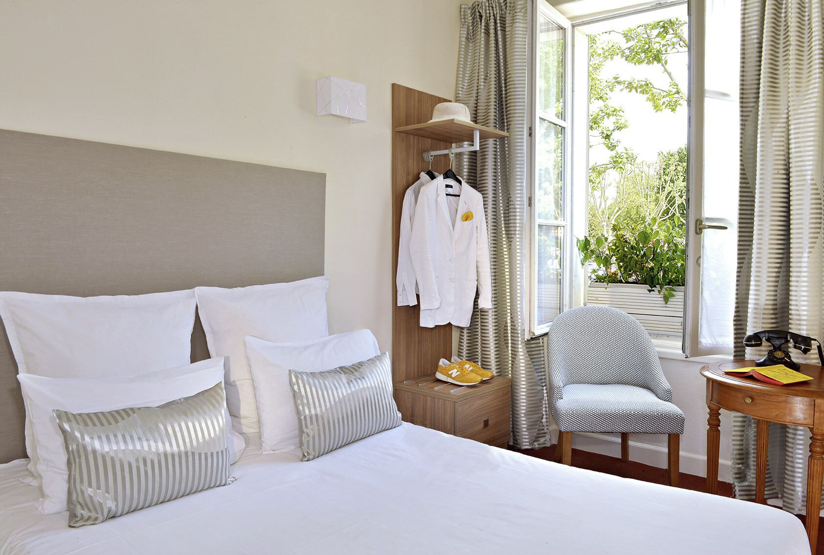 standard double room | premium bedding, select comfort beds, in-room safe, desk