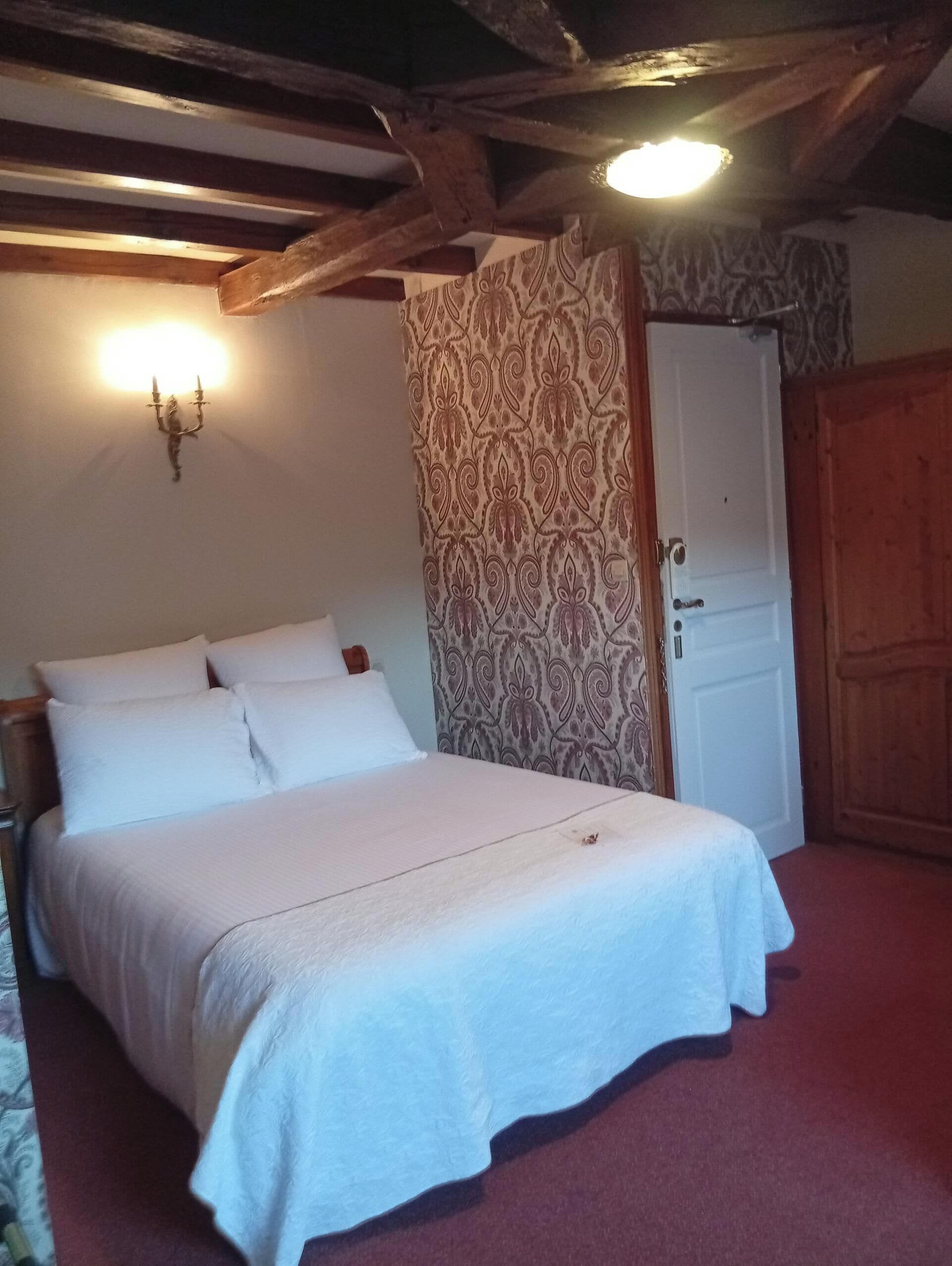 Superior Double Room | Premium bedding, Select Comfort beds, in-room safe, desk