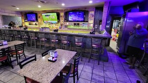 Restaurant - American Inn Cleburne (Cleburne)