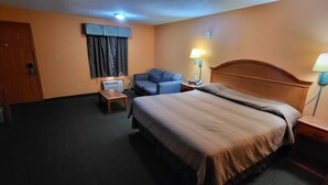 Room, 1 King Bed, Smoking | Desk, soundproofing, high-speed internet, alarm clocks - American Inn Cleburne (Cleburne)