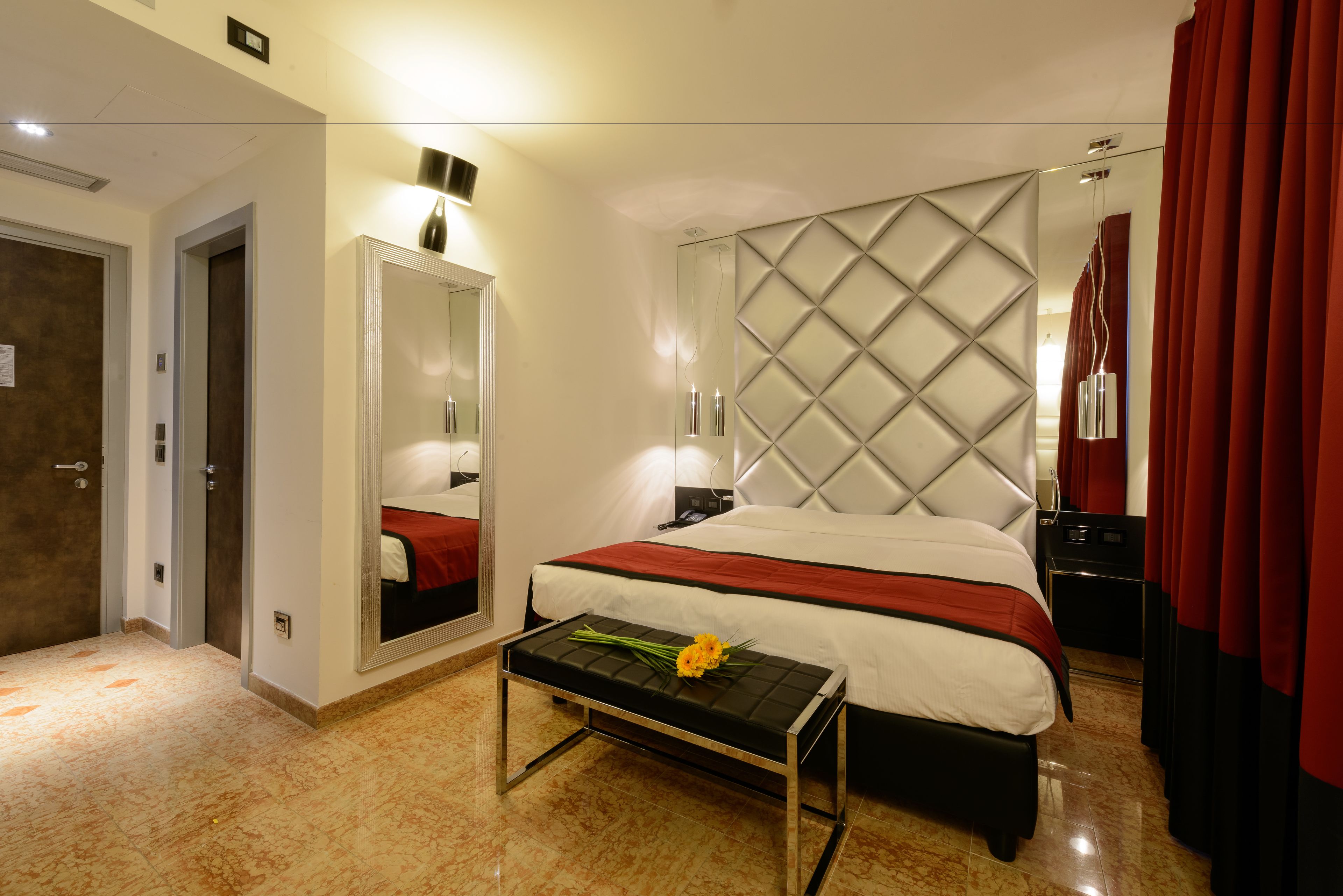 superior double room | minibar, in-room safe, desk, blackout curtains