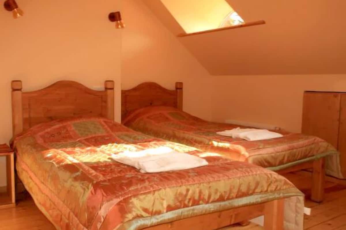 Premium bedding, desk, blackout curtains, iron/ironing board