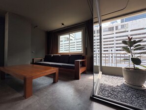 Premier Corner | Minibar, in-room safe, desk, free WiFi - Centric Place Hotel (Bangkok)