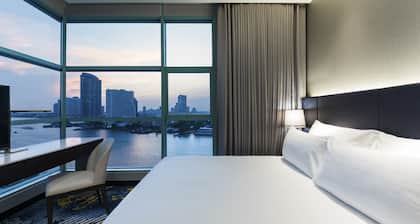 Chatrium Hotel Riverside Bangkok