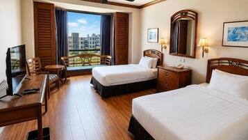 In-room safe, desk, WiFi (free), bed sheets