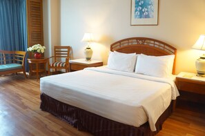 Deluxe Single Room | In-room safe, desk, free WiFi, bed sheets - Sabah Oriental Hotel (Kota Kinabalu)