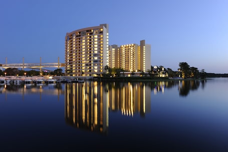 Exterior. Bay Lake Tower at Disney's Contemporary Resort