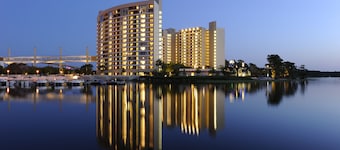 Bay Lake Tower at Disney's Contemporary Resort