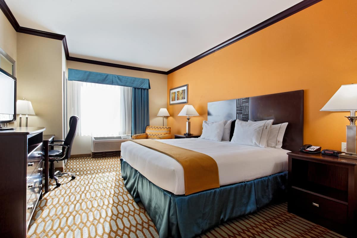 In-room safe, desk, laptop workspace, iron/ironing board