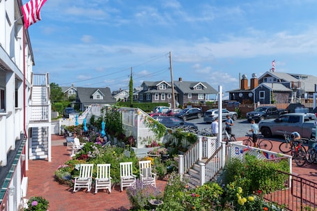 Jardín. MV Surfside Hotel